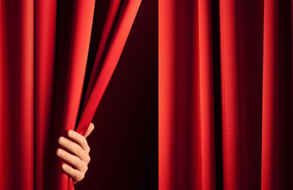 ЖИЗНЬ ПРЕКРАСНА